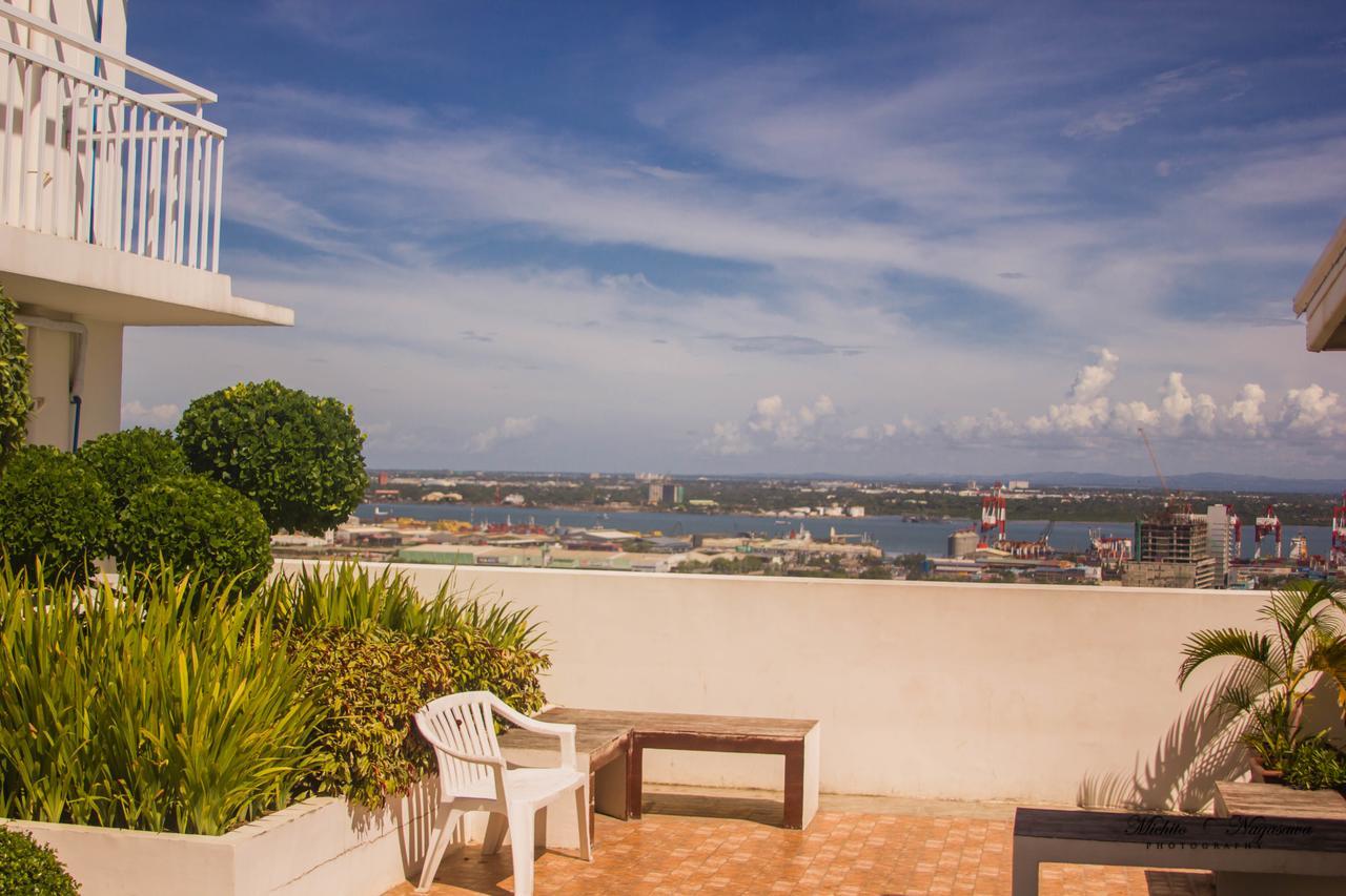 Mabolo Garden Flat A7 Near Ayala Mall Lägenhet Cebu Exteriör bild