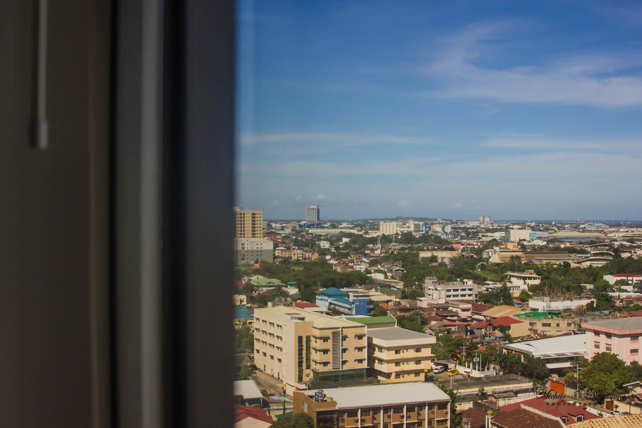 Mabolo Garden Flat A7 Near Ayala Mall Lägenhet Cebu Exteriör bild